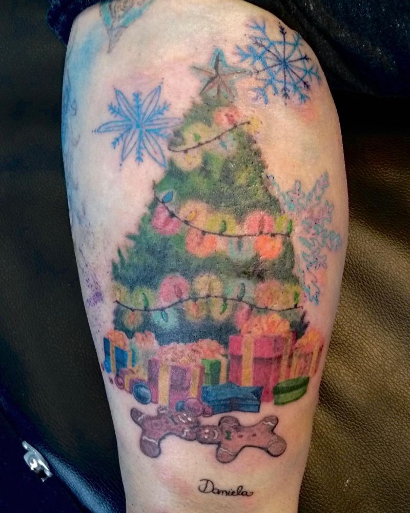 30 Pretty Christmas Tree Tattoos to Celebrate The Festival