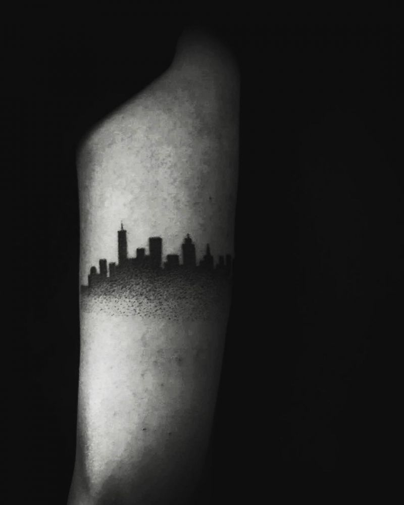 30 Pretty Skyline Tattoos to Inspire You