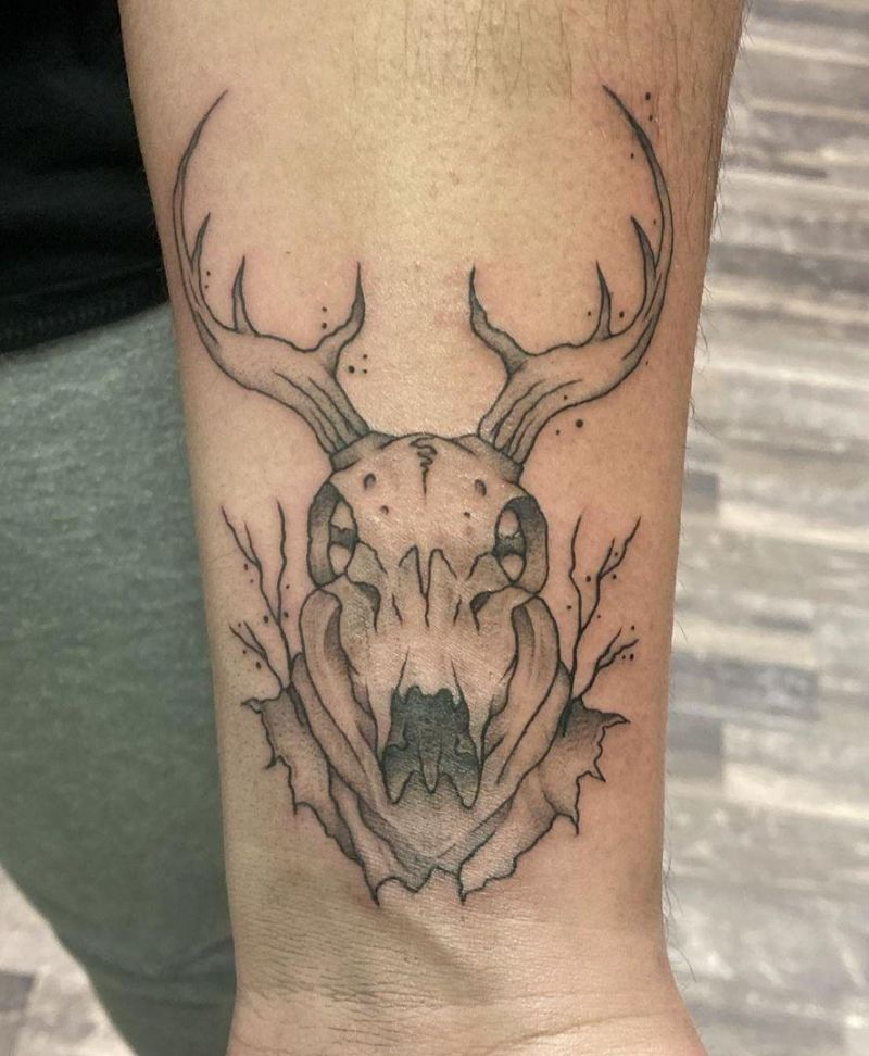 30 Pretty Deer Skull Tattoos Make You More Attractive