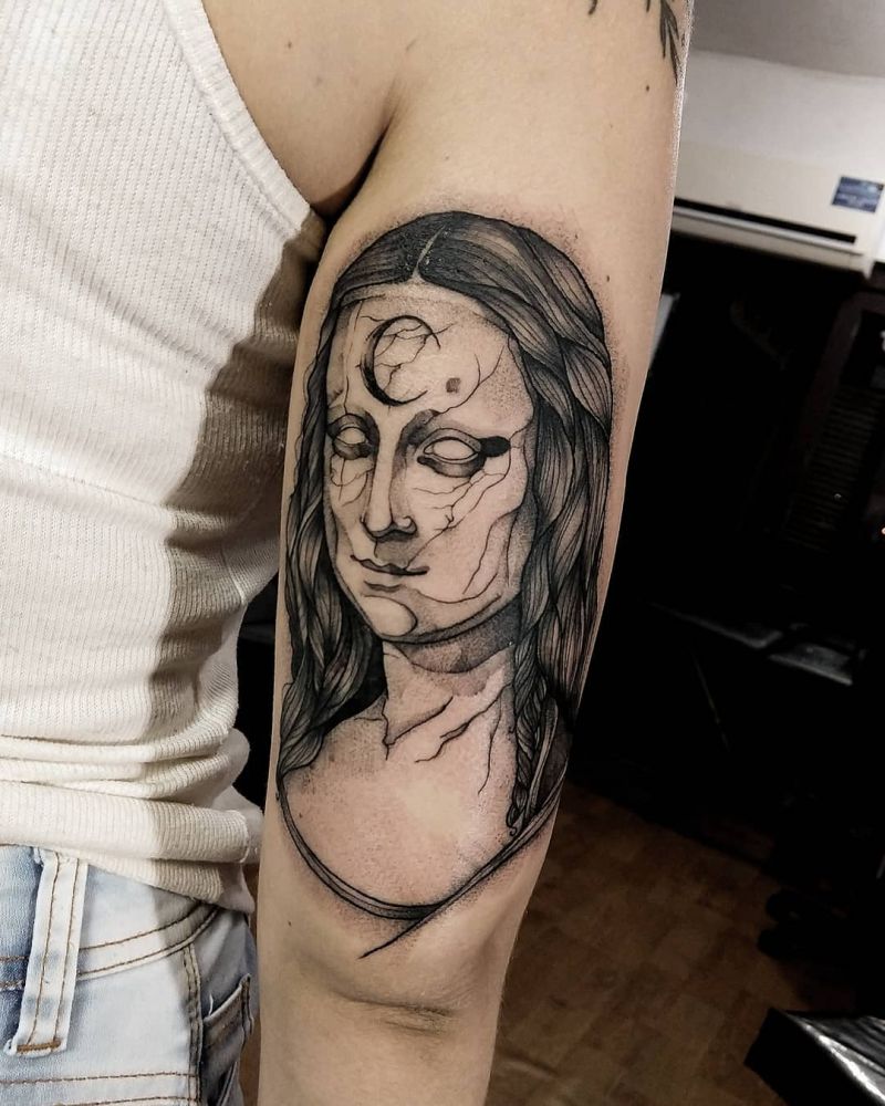 30 Pretty Mona Lisa Tattoos to Inspire You