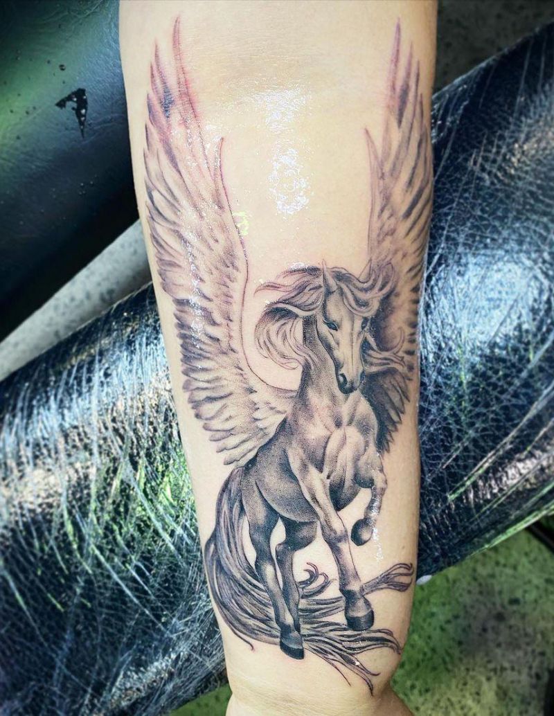 30 Pretty Pegasus Tattoos You Must Try