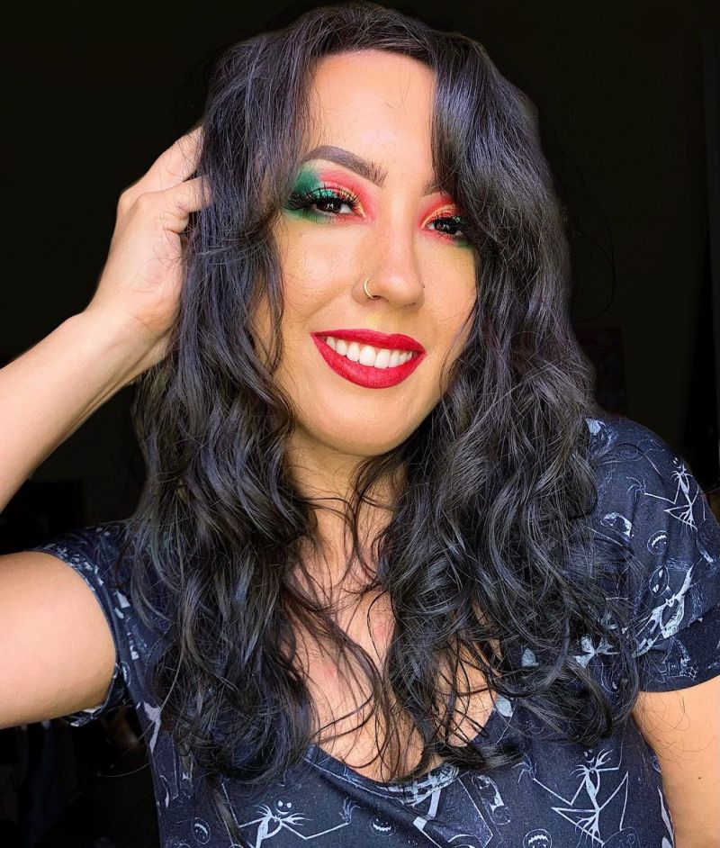 30 Glamorous Christmas Makeup Looks For Holiday