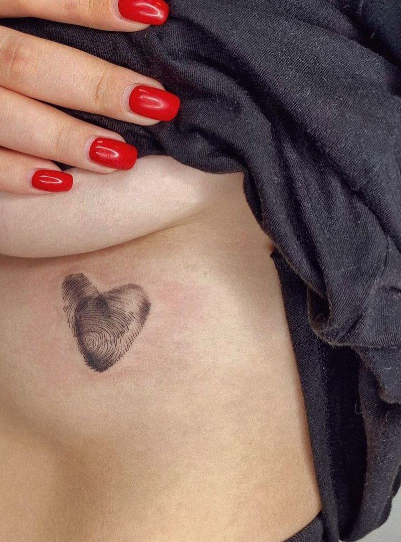 30 Pretty Fingerprint Tattoos Let You Remember The Most Important Person