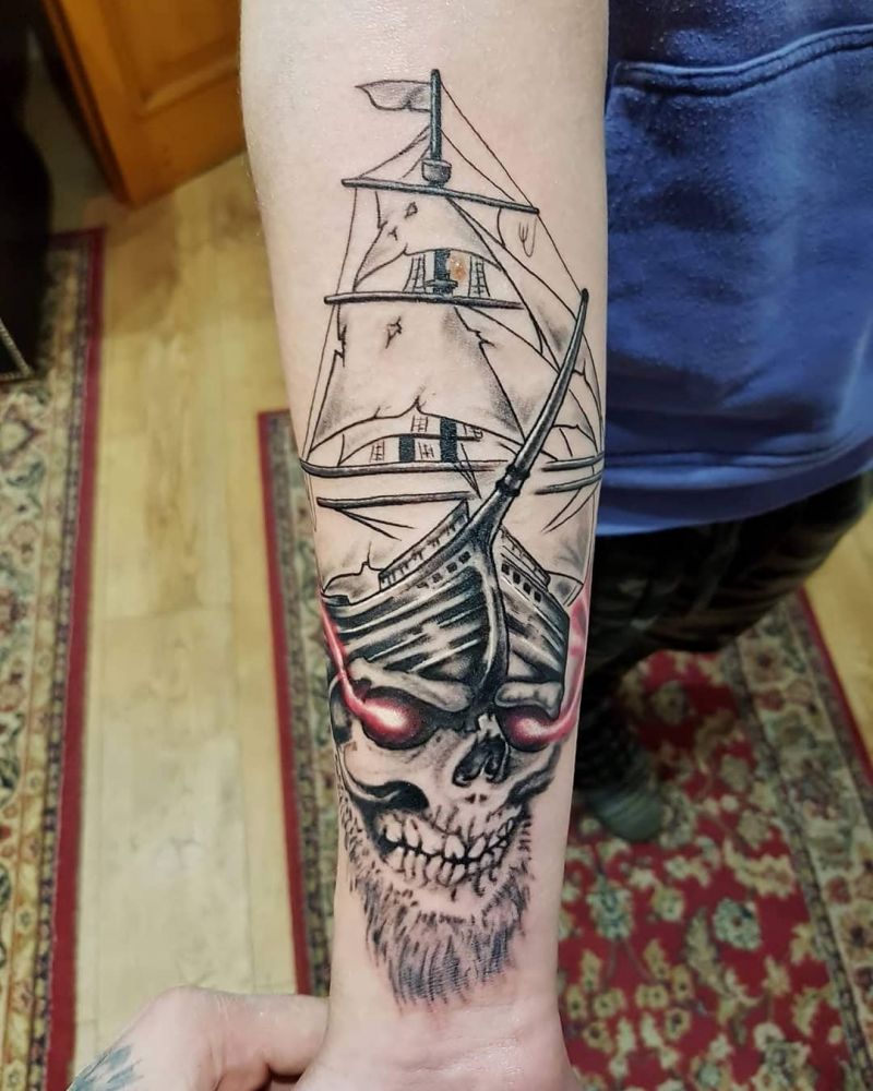 30 Pretty Pirate Tattoos You Will Love