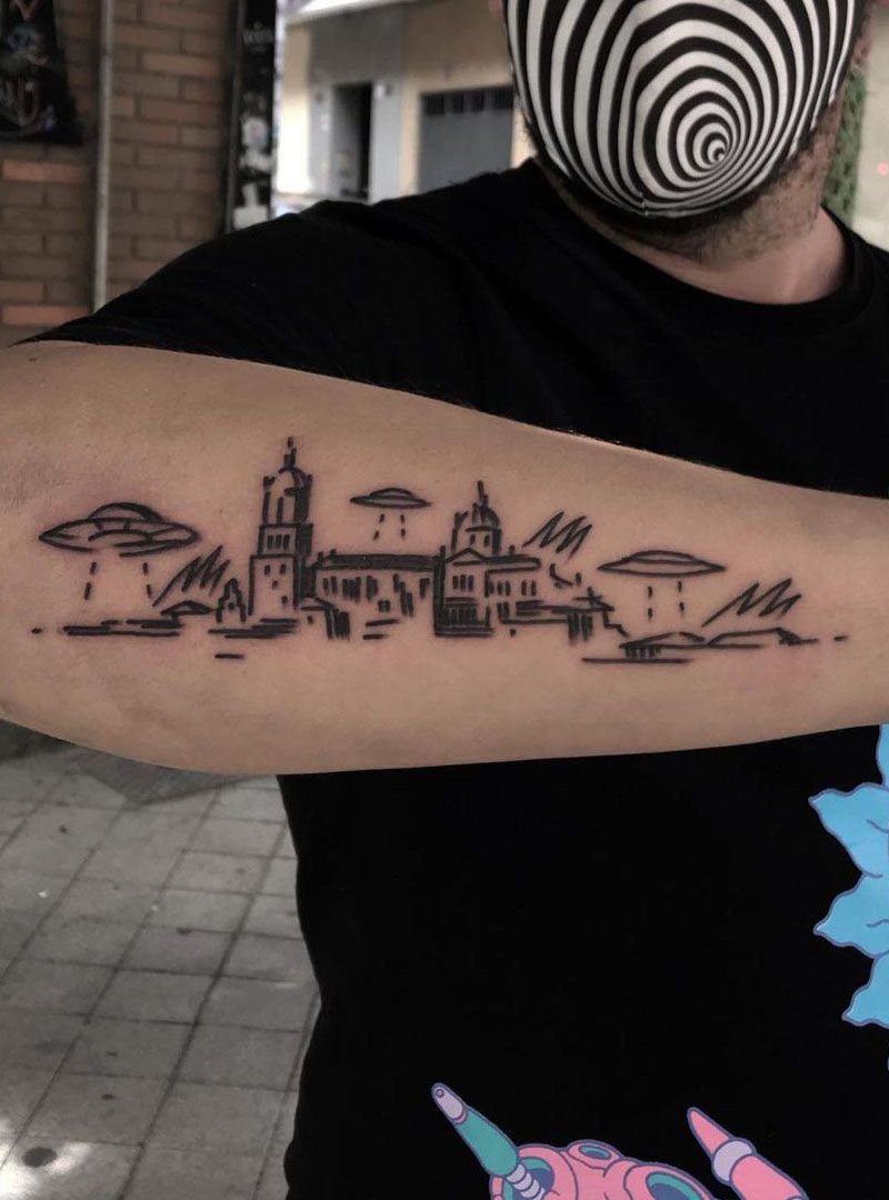 30 Pretty Skyline Tattoos to Inspire You