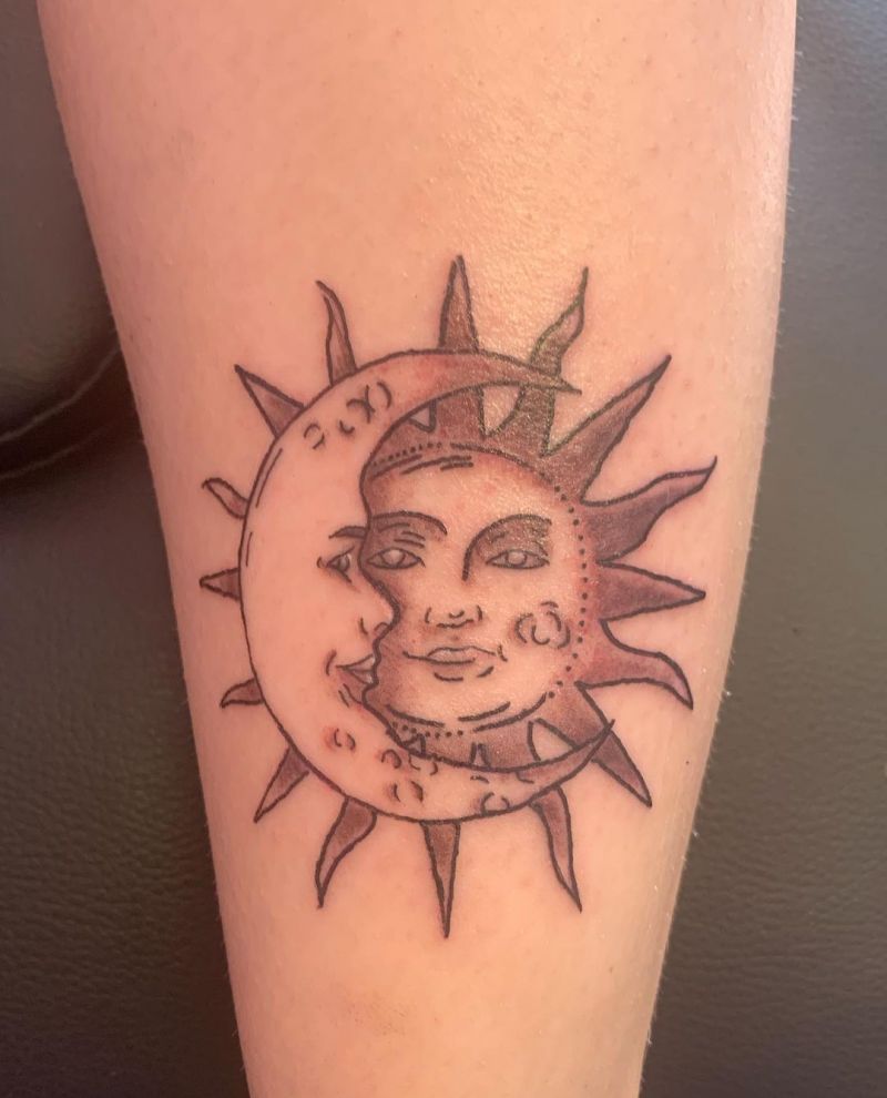 30 Pretty Sun and moon Tattoos Show Your Temperament