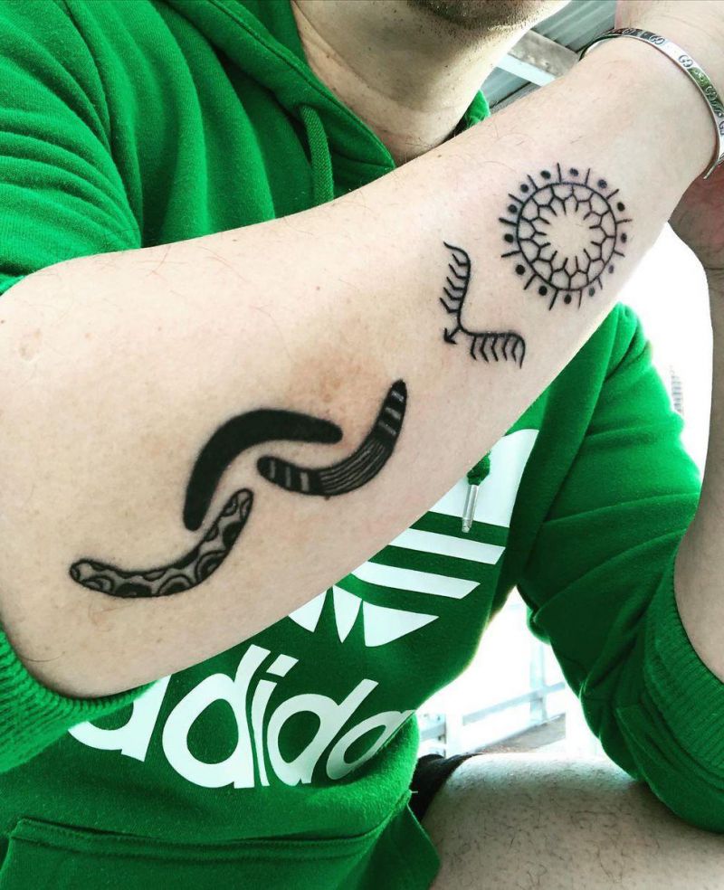 30 Pretty Boomerang Tattoos You Will Love