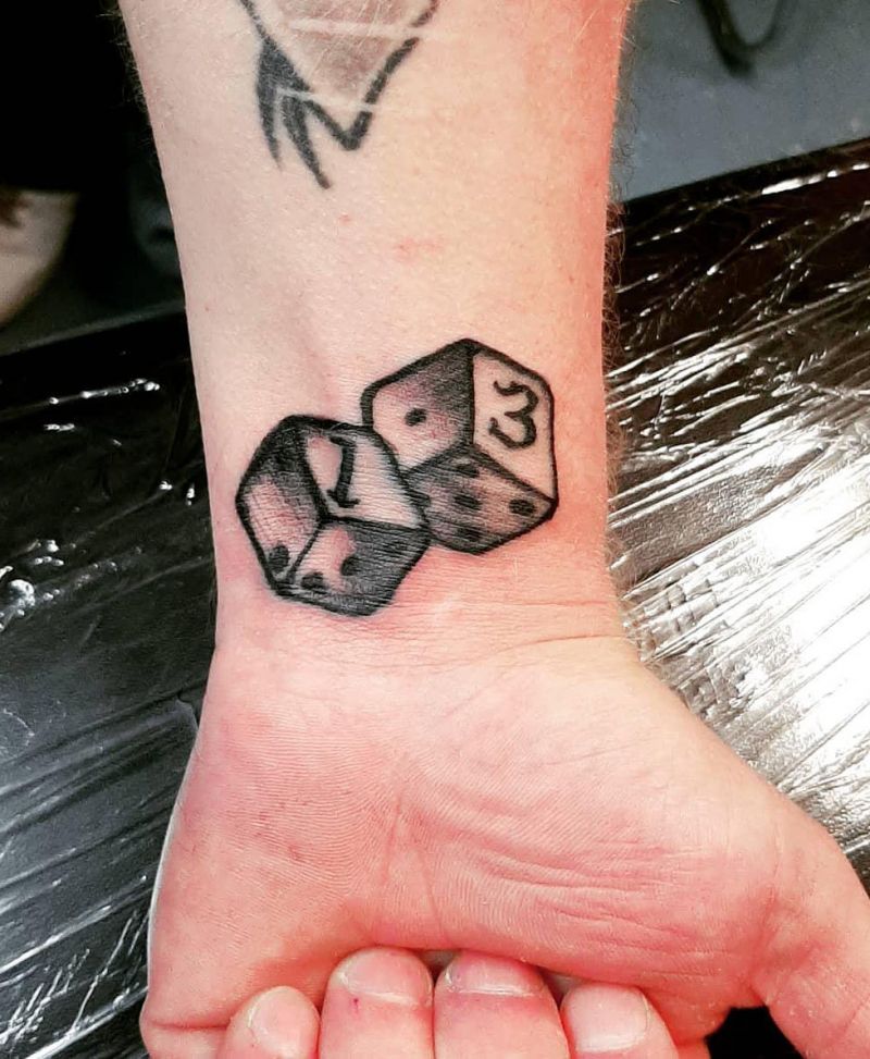 30 Pretty Dice Tattoos Hope to Bring You Luck