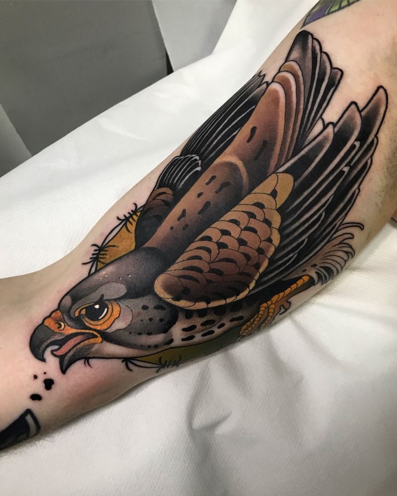 30 Pretty Kestrel Tattoos Give You an Unexpected Feeling