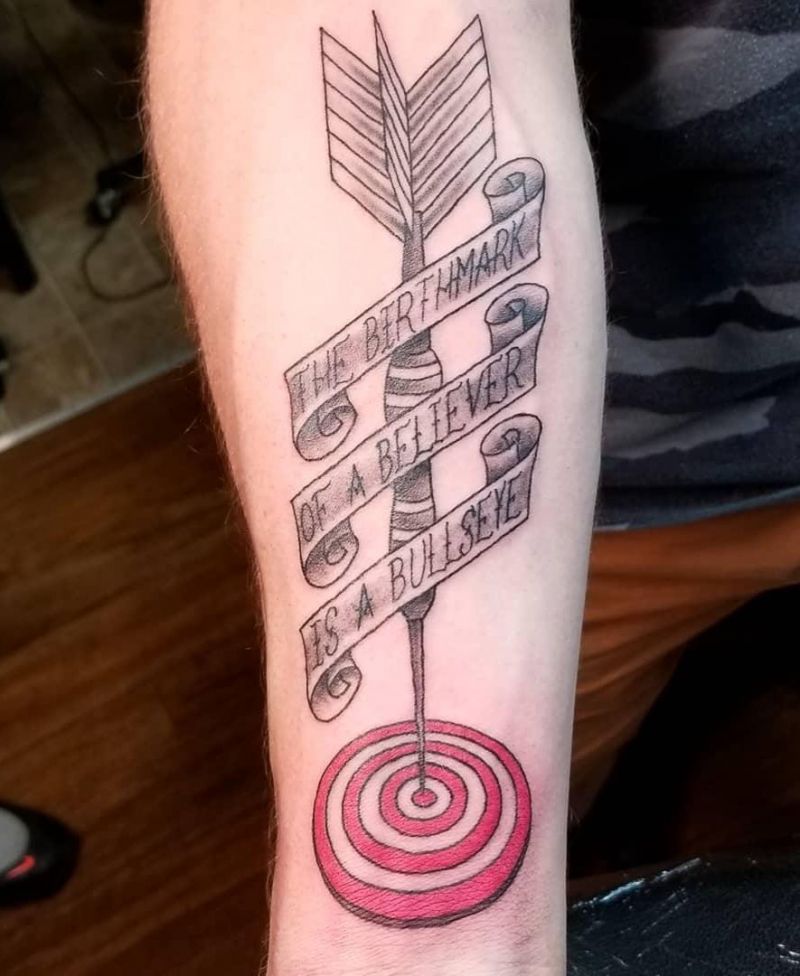 30 Pretty Dart Tattoos You Can't Miss