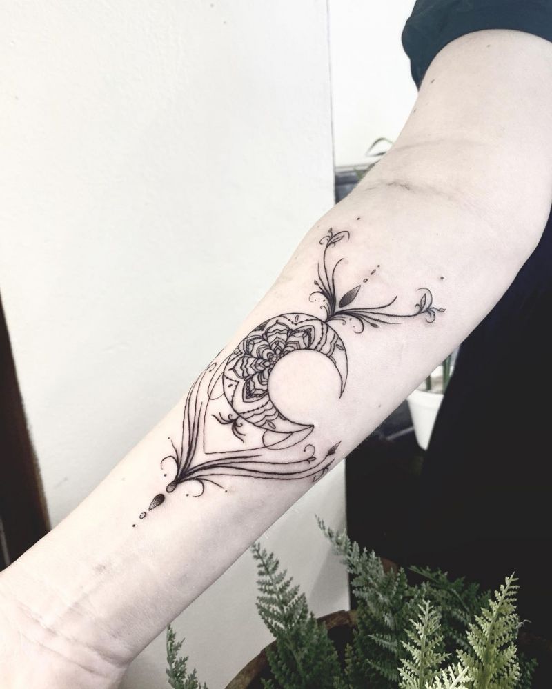 30 Pretty Mandala Moon Tattoos You Will Love