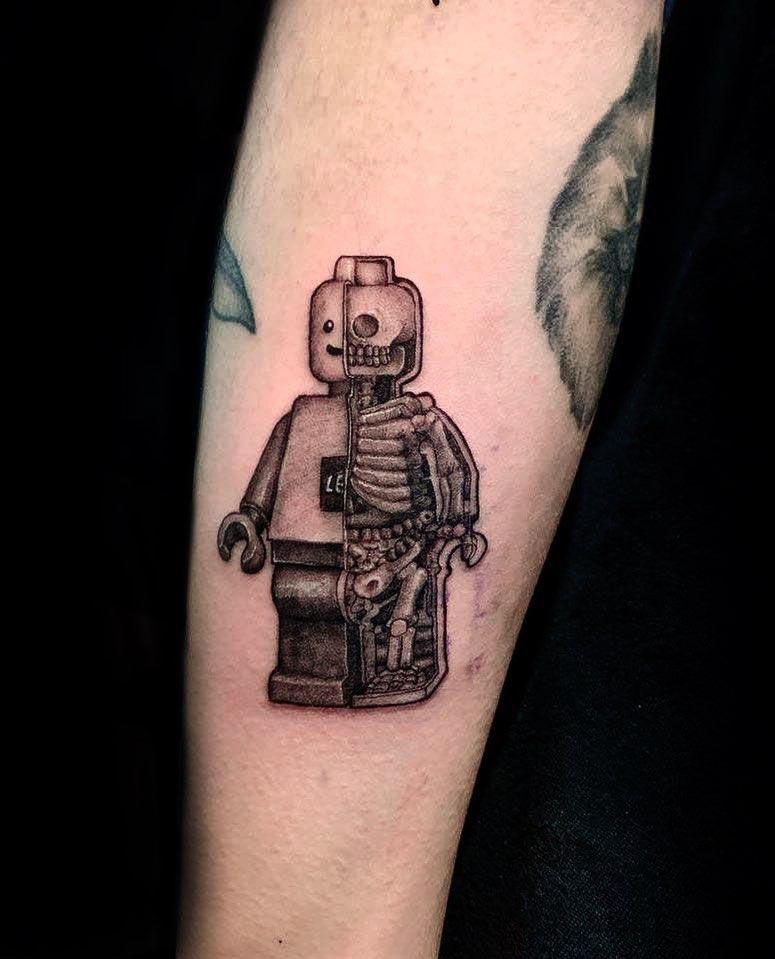 30 Pretty Lego Tattoos to Inspire You