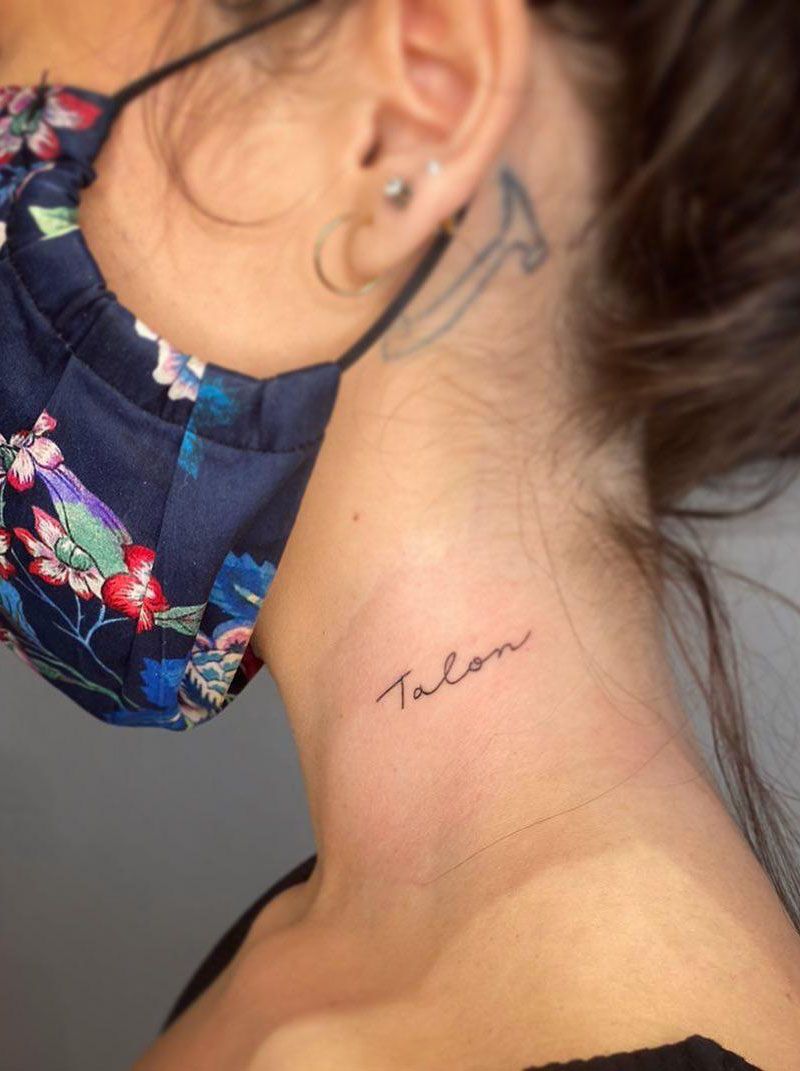 30 Pretty Lettering Tattoos to Inspire You