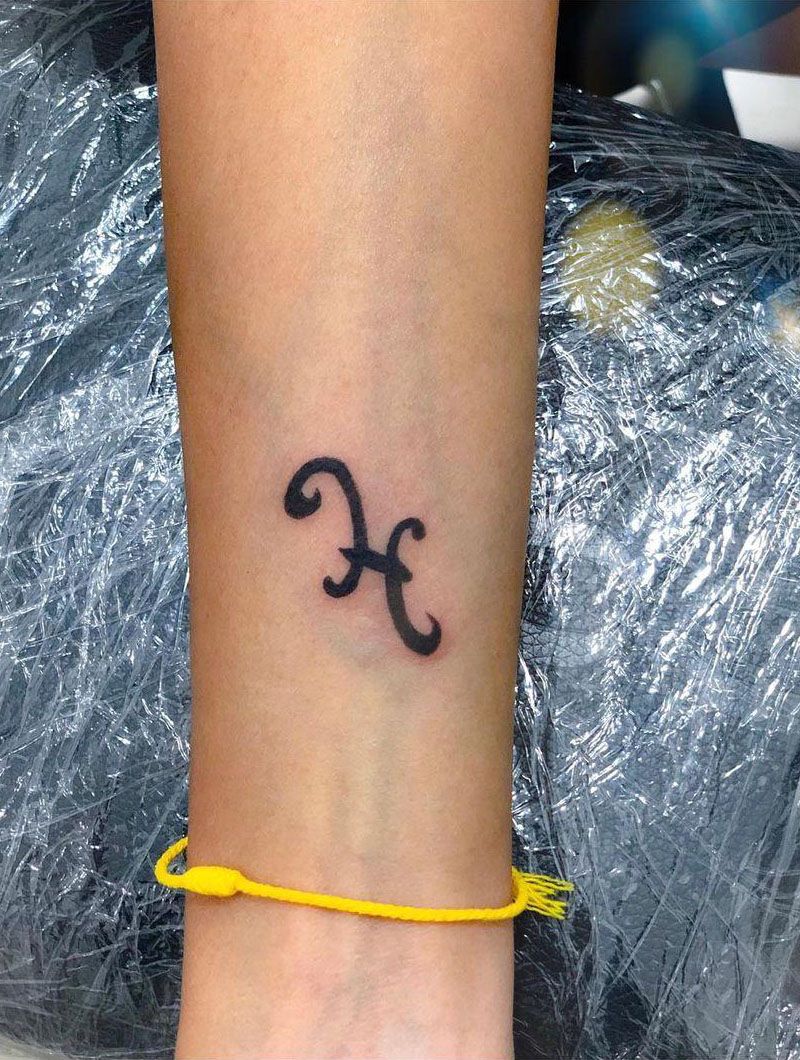 30 Pretty Pisces Tattoos You Will Love