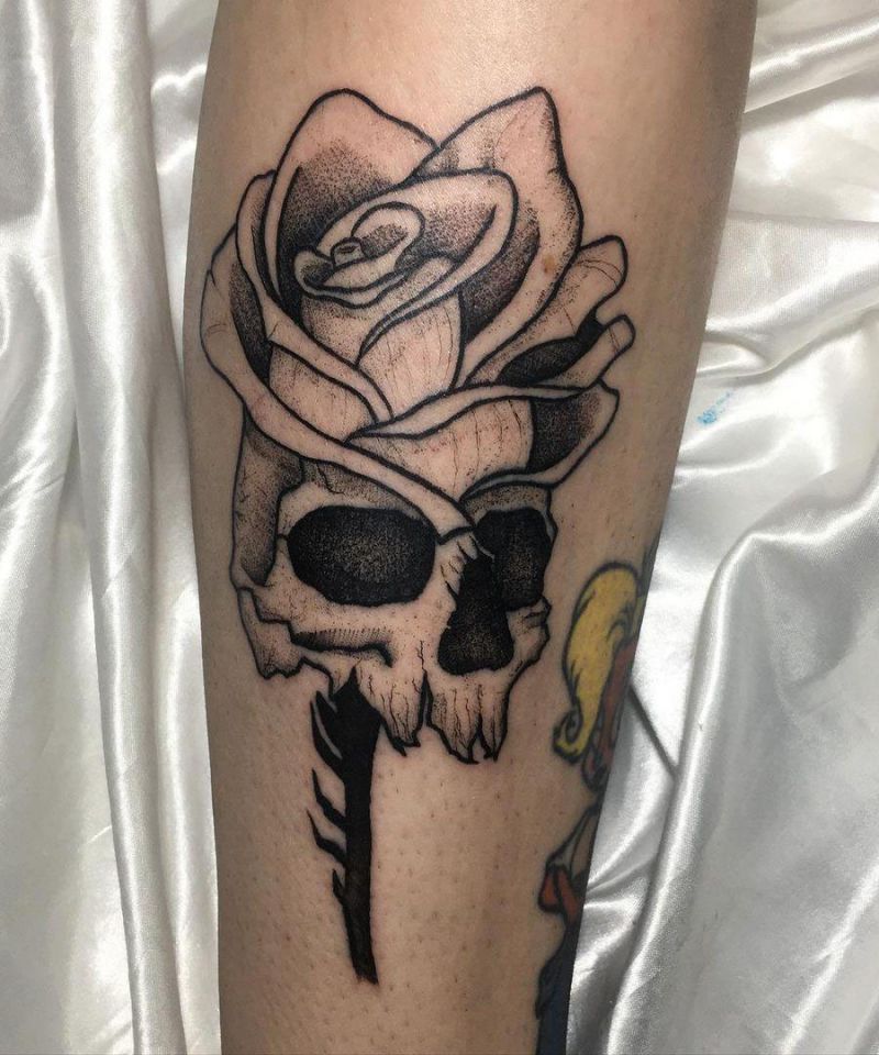 30 Pretty Rose Skull Tattoos to Inspire You