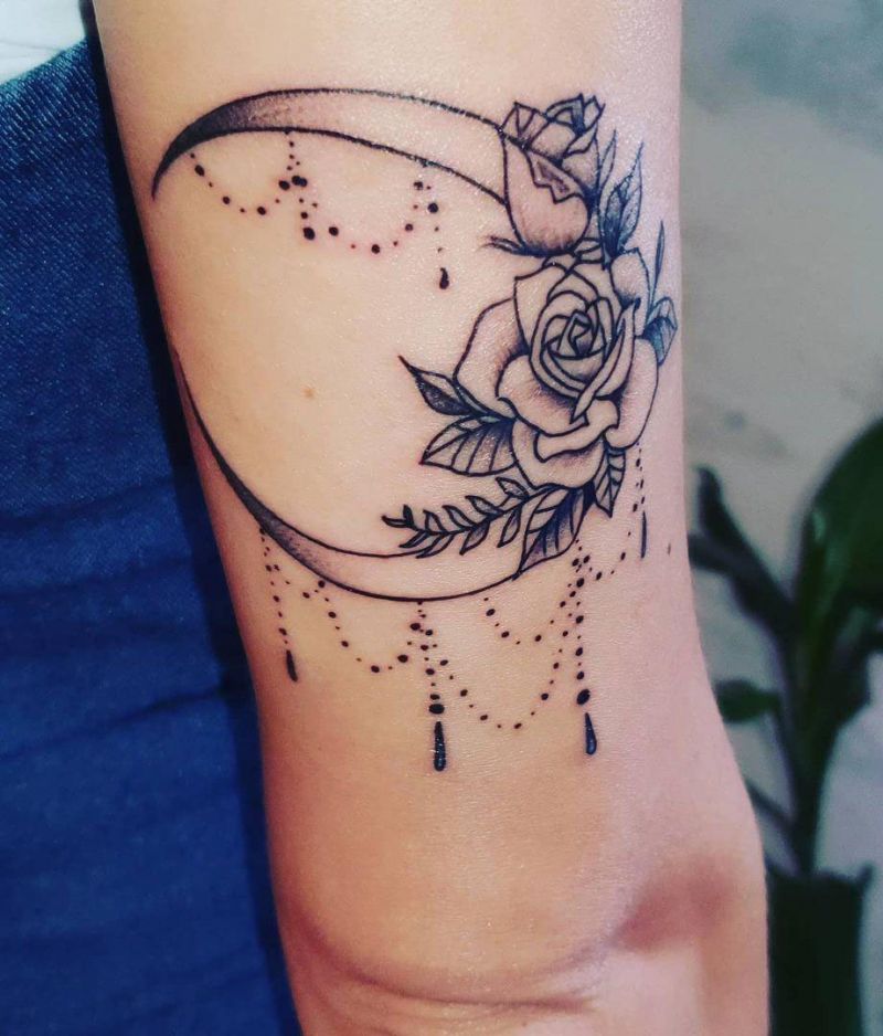 30 Pretty Mandala Moon Tattoos You Will Love