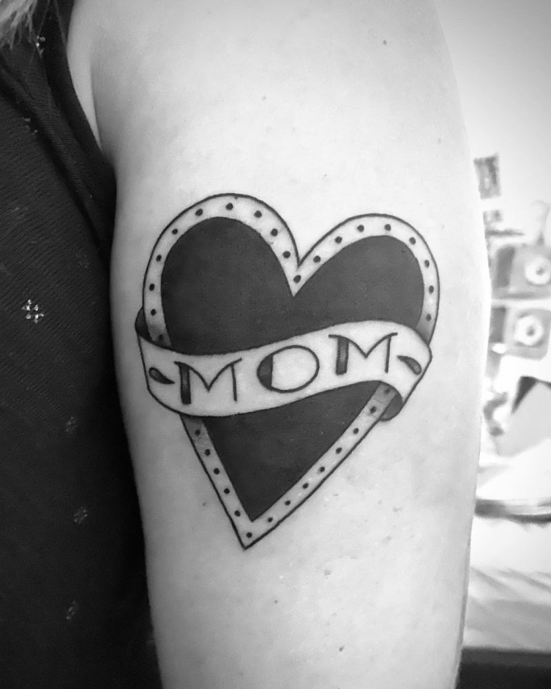 30 Pretty Mom Heart Tattoos You Must Try