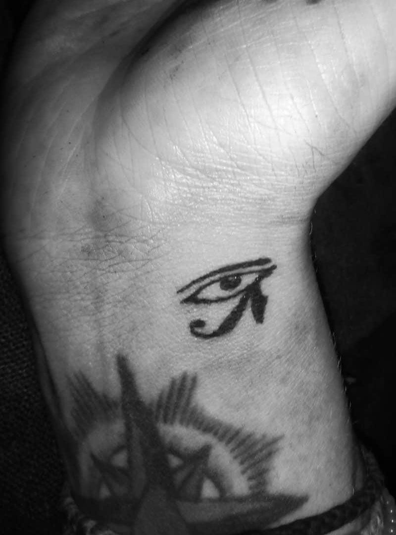 30 Pretty Eye of Horus Tattoos You Must Love