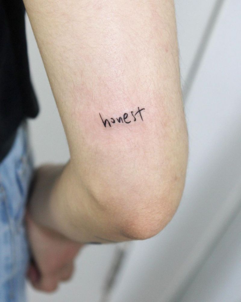 30 Pretty Lettering Tattoos to Inspire You