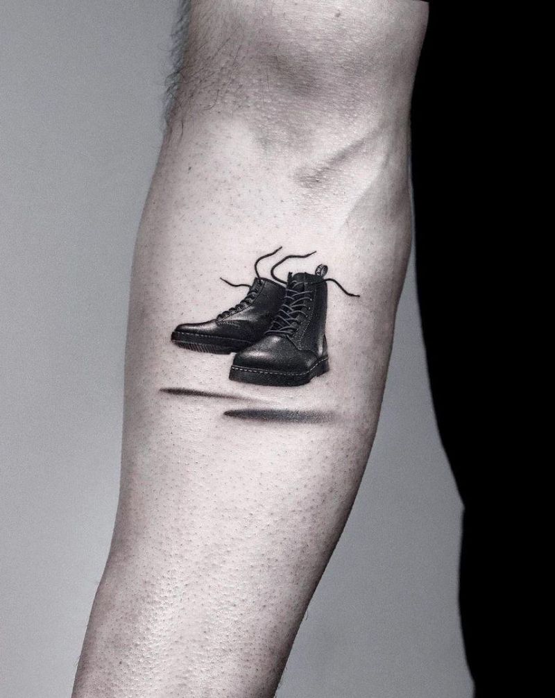 30 Pretty Shoe Tattoos You Will Love