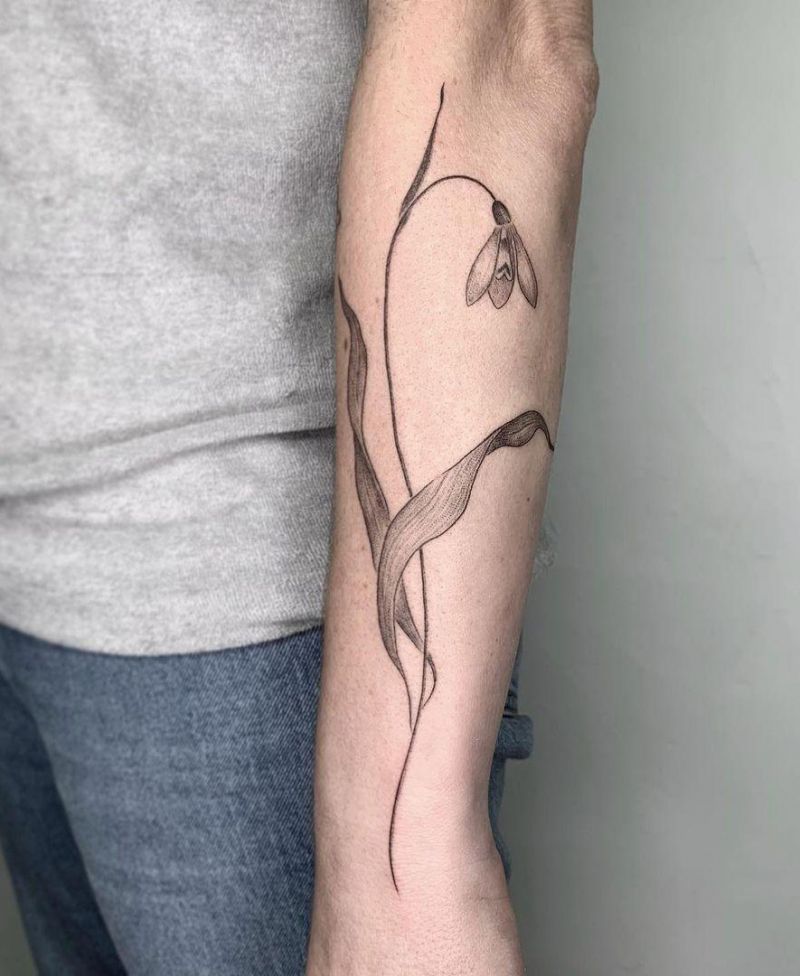 30 Pretty Snowdrop Tattoos to Inspire You