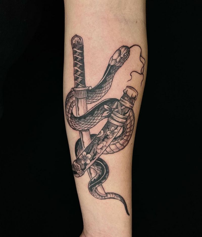 30 Pretty Katana Tattoos You Will Love