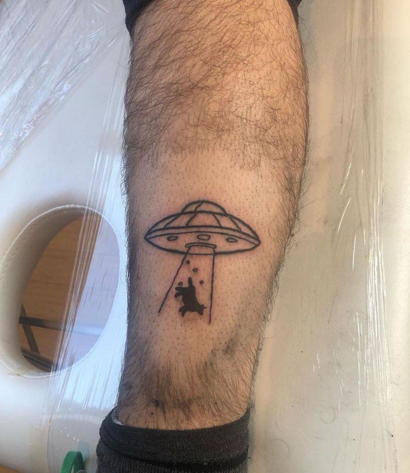 30 Pretty UFO Tattoos You Will Love