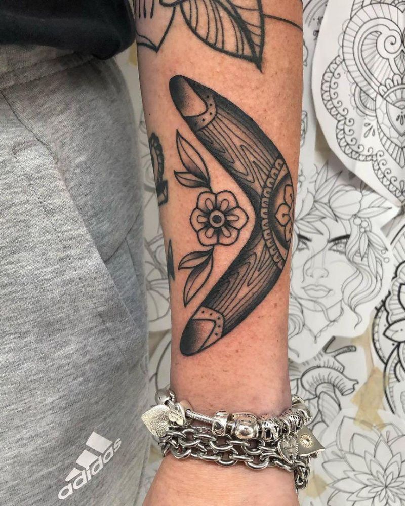 30 Pretty Boomerang Tattoos You Will Love