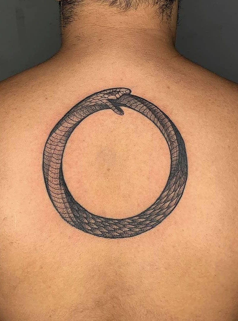 30 Pretty Ouroboros Tattoos for You to Enjoy