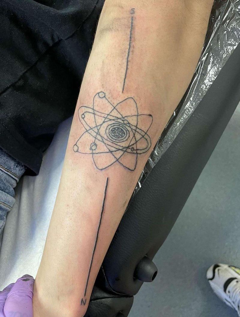 30 Pretty Atom Tattoos to Inspire You