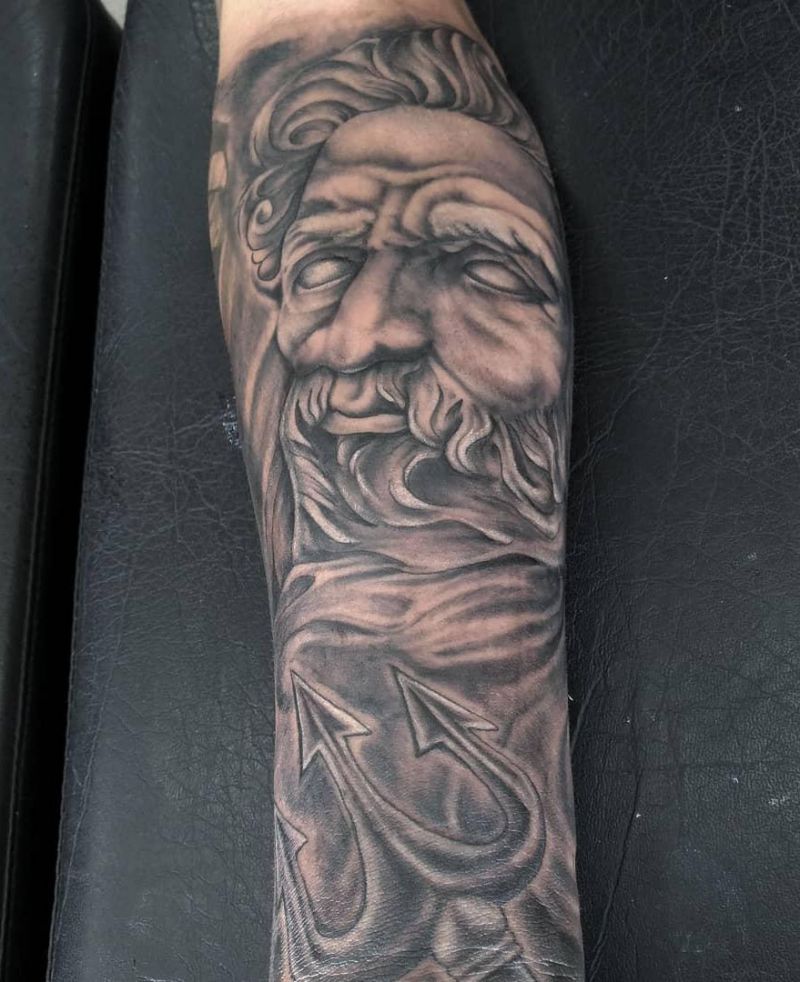 30 Pretty Poseidon Tattoos You Will Love