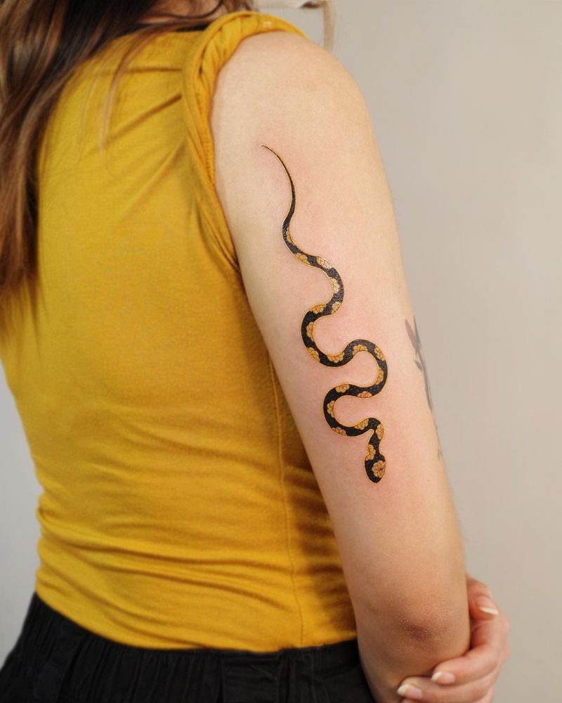 30 Pretty Gold Tattoos to Inspire You