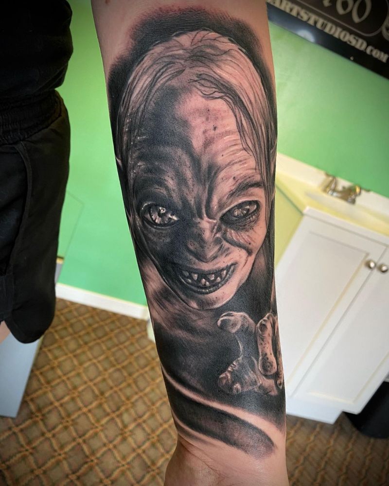 30 Pretty Gollum Tattoos to Inspire You