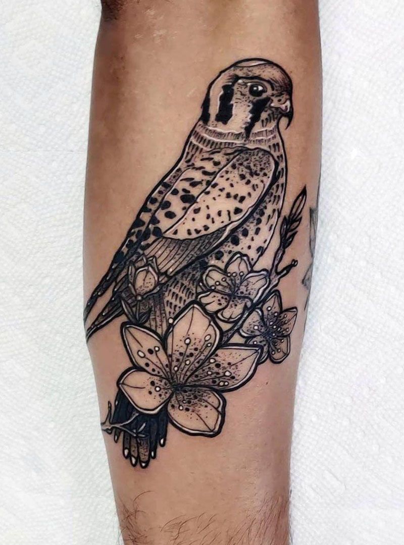 30 Pretty Kestrel Tattoos Give You an Unexpected Feeling