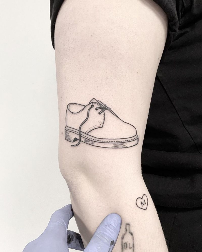 30 Pretty Shoe Tattoos You Will Love