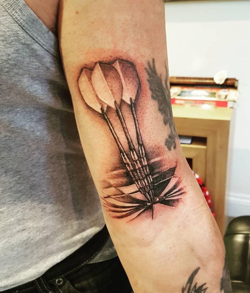 30 Pretty Dart Tattoos You Can't Miss