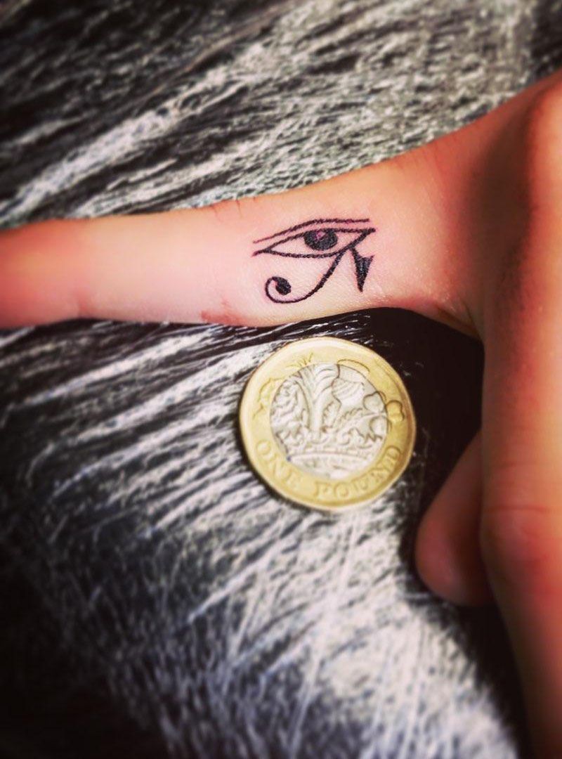 30 Pretty Eye of Horus Tattoos You Must Love