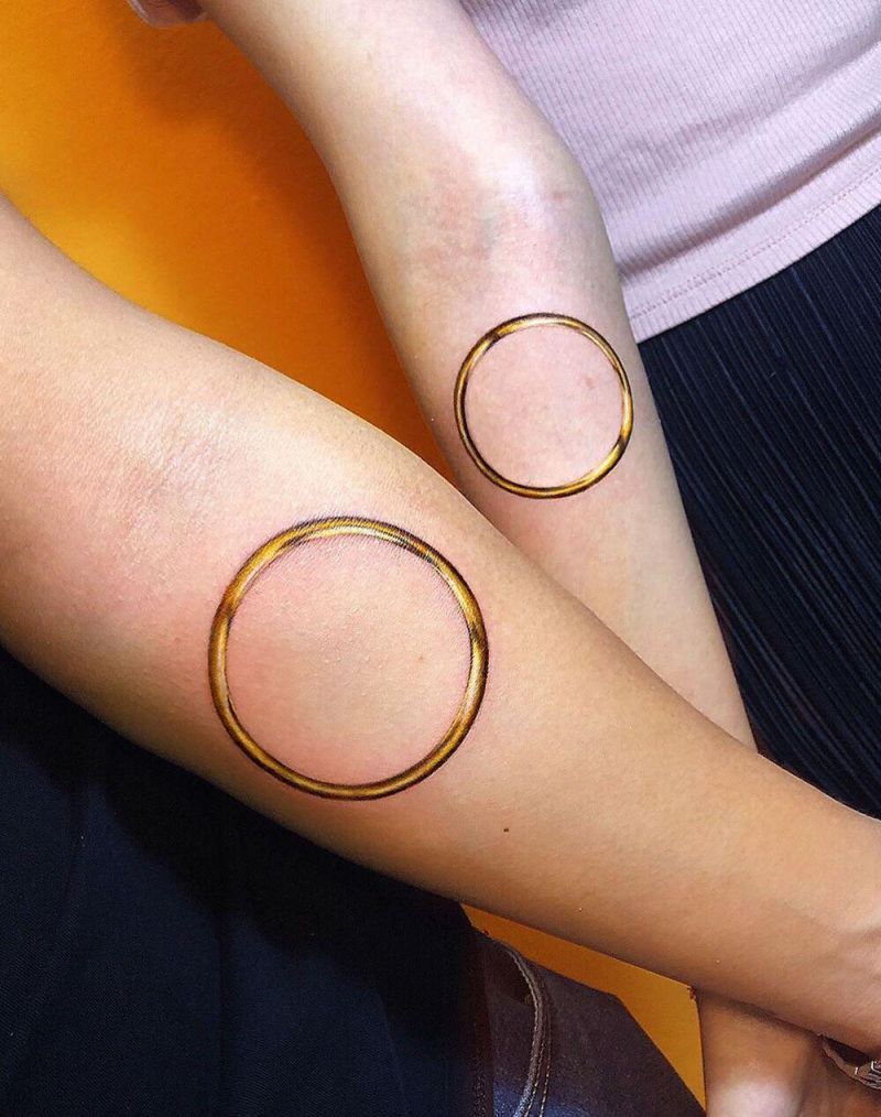 30 Pretty Gold Tattoos to Inspire You