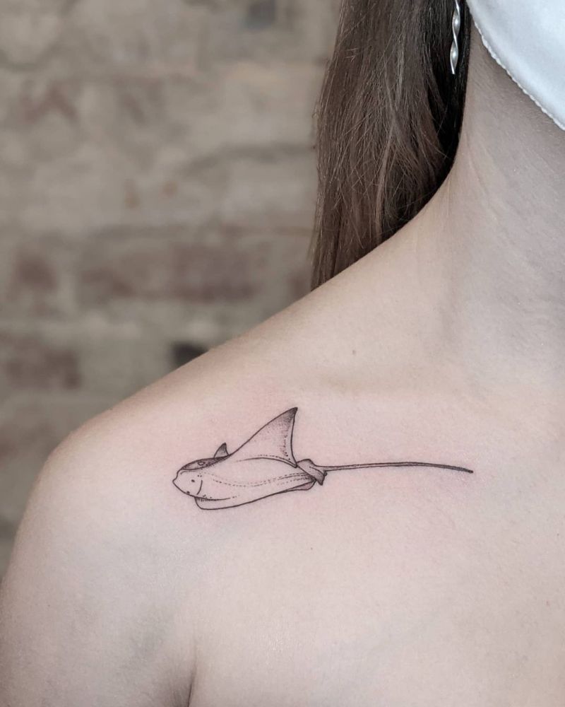 30 Pretty Stingray Tattoos Enhance Your Temperament