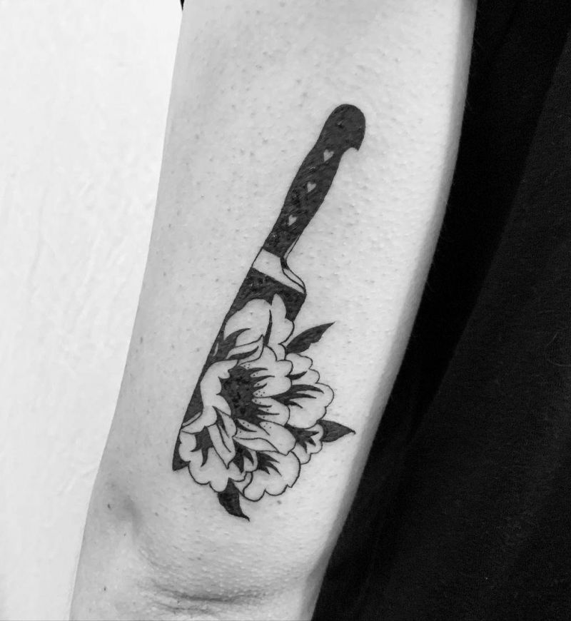 30 Pretty Knife Tattoos You Must Try