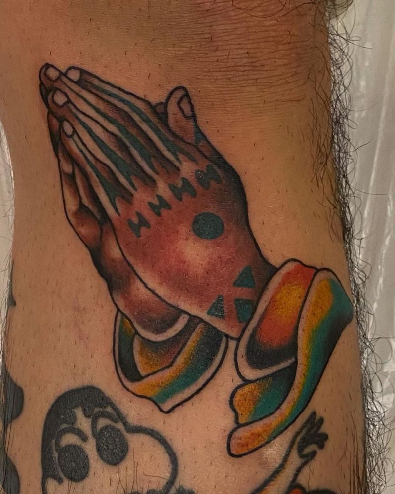 30 Pretty Praying Hands Tattoos You Must Try
