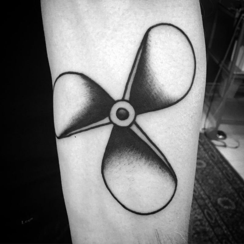 30 Pretty Propeller Tattoos to Inspire You