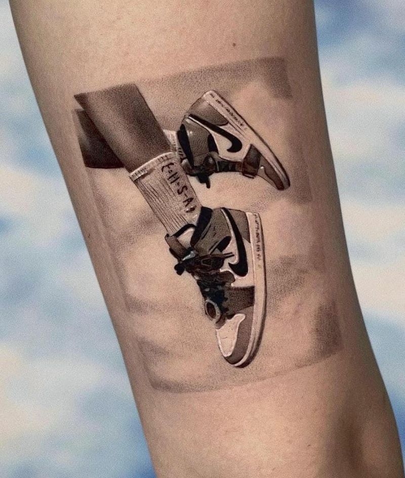 30 Pretty Shoe Tattoos You Will Love