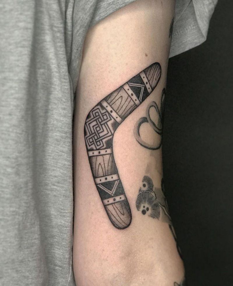 30 Pretty Boomerang Tattoos You Will Love