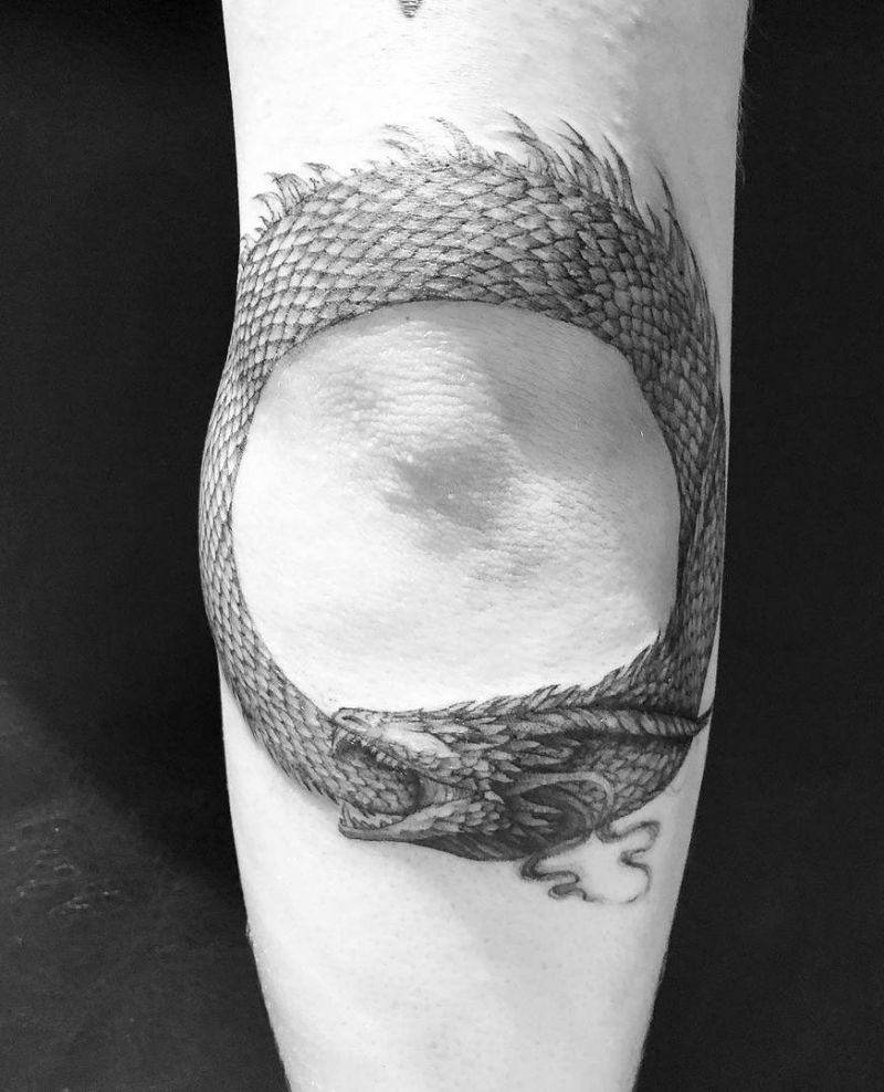 30 Pretty Ouroboros Tattoos for You to Enjoy