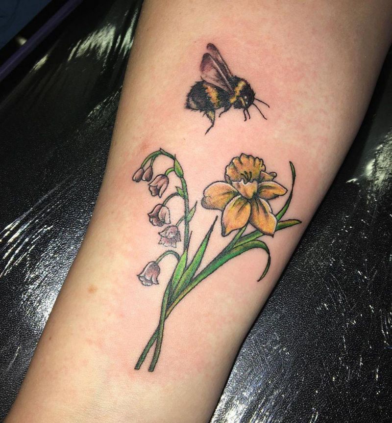 30 Pretty Snowdrop Tattoos to Inspire You