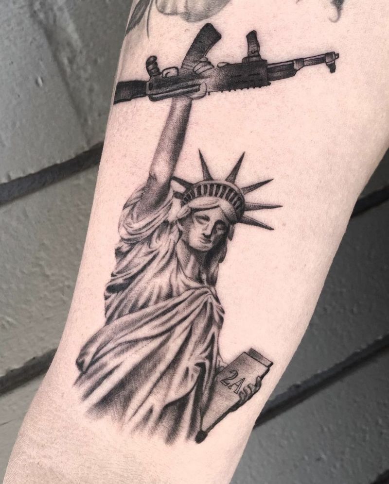 30 Pretty Statue of Liberty Tattoos to Inspire You