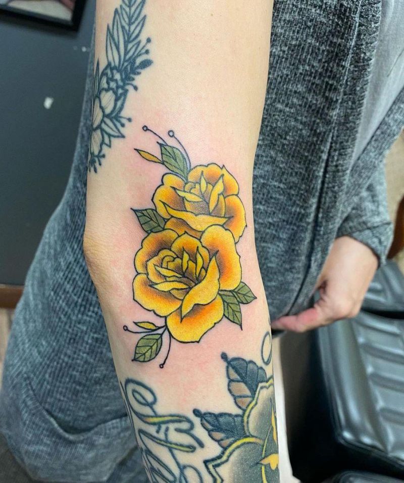 30 Pretty Yellow Rose Tattoos Make You Elegant and Beautiful