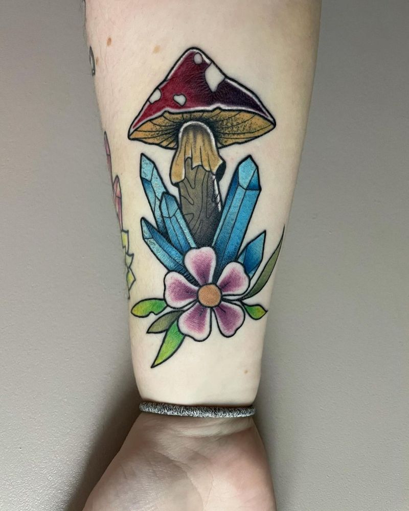 30 Pretty Crystal Tattoos You Can't Miss