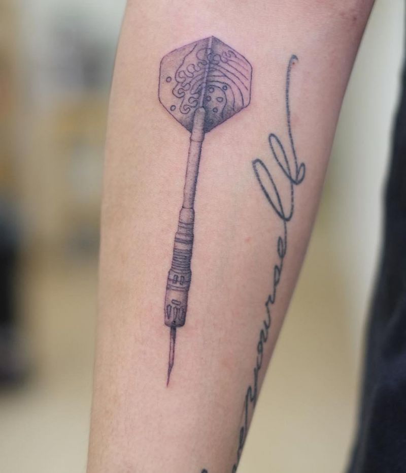 30 Pretty Dart Tattoos You Can't Miss